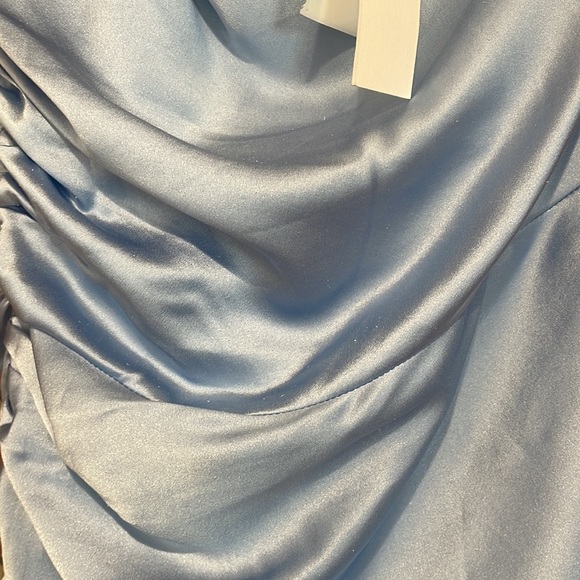 The sei X REVOVLE One Shoulder Midi Dress in Sky size 6 NWT - Picture 4 of 13